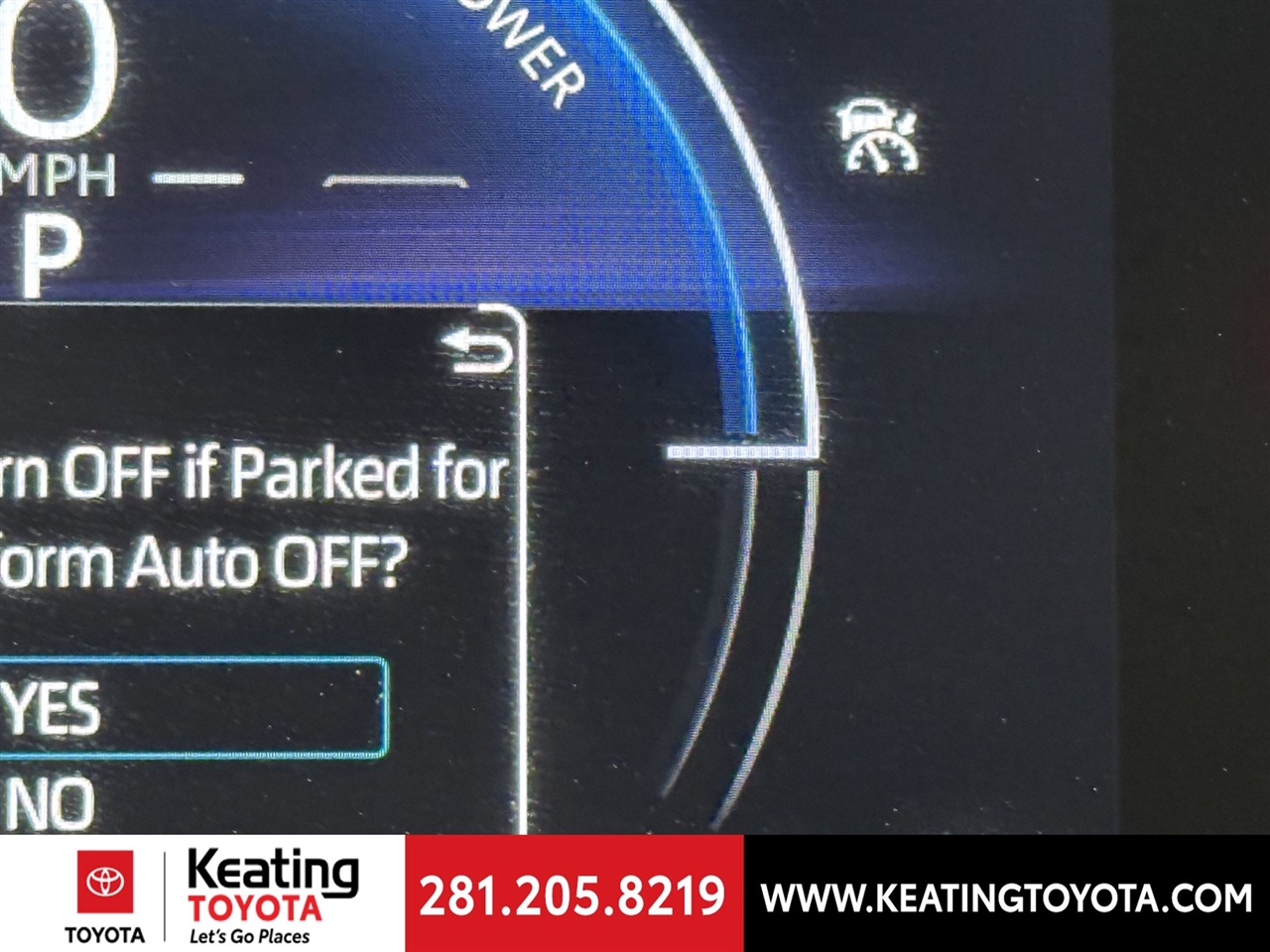 Toyota Camry Hybrid XLE 2025