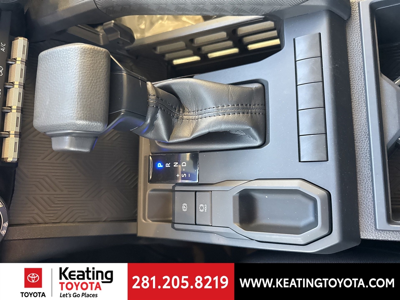 Toyota Tacoma SR Double Cab 2WD 2025