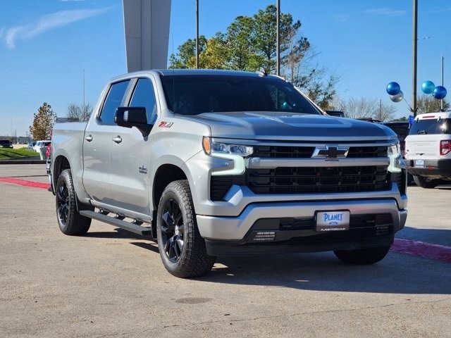 Chevrolet Silverado 1500 RST Crew Cab 4WD 2023