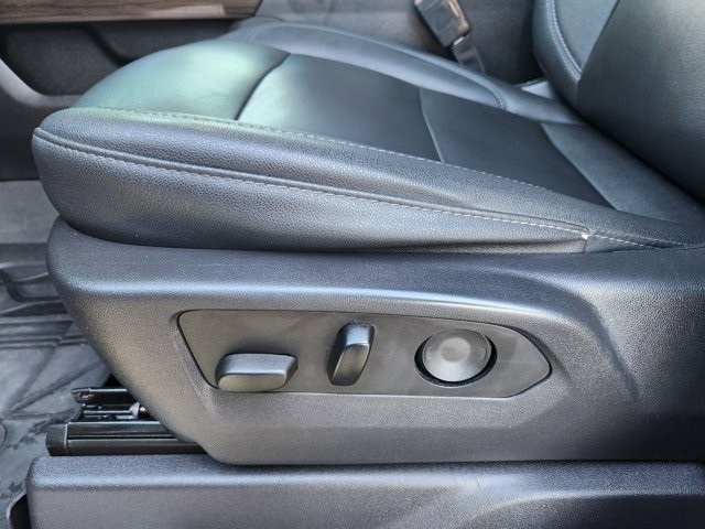 Chevrolet Silverado 1500 RST Crew Cab 4WD 2023