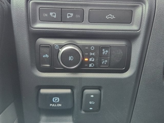 Ford F-150 Lariat SuperCrew 5.5-ft. Bed 4WD 2023