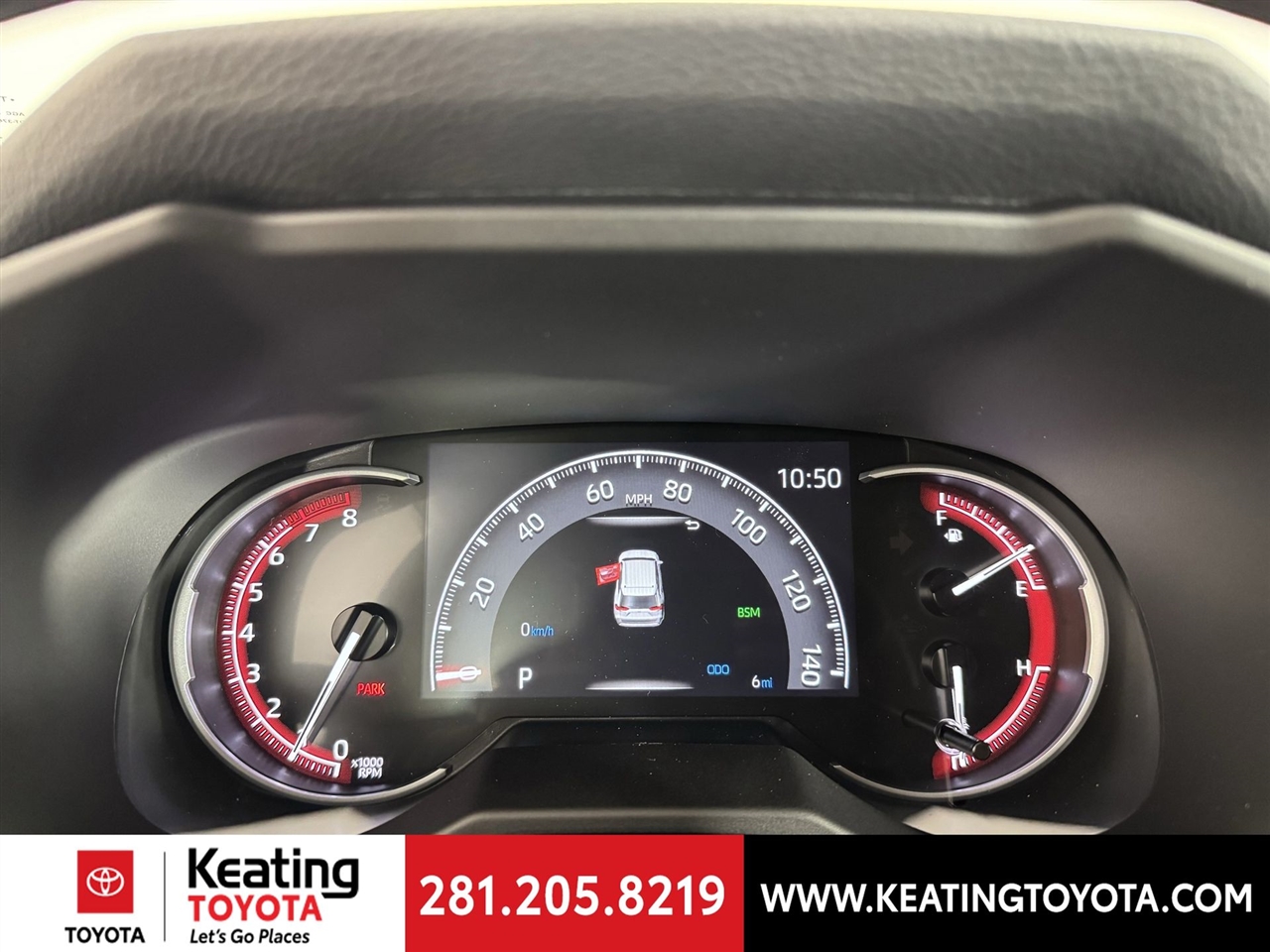 Toyota RAV4 XLE 2025