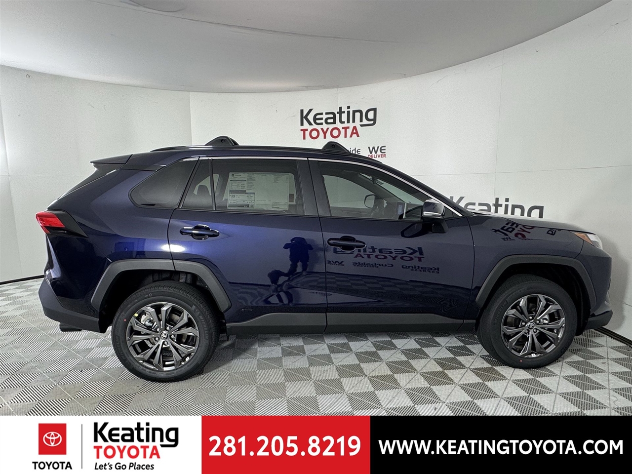 Toyota RAV4 Hybrid XLE Premium 2025