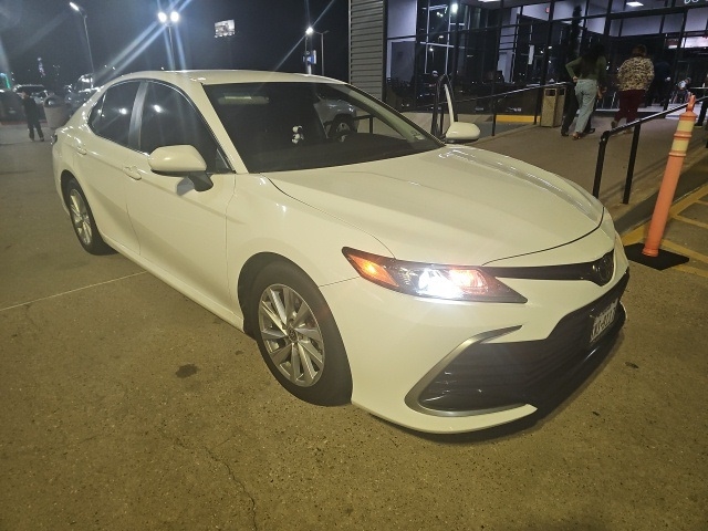 Toyota Camry LE 2021