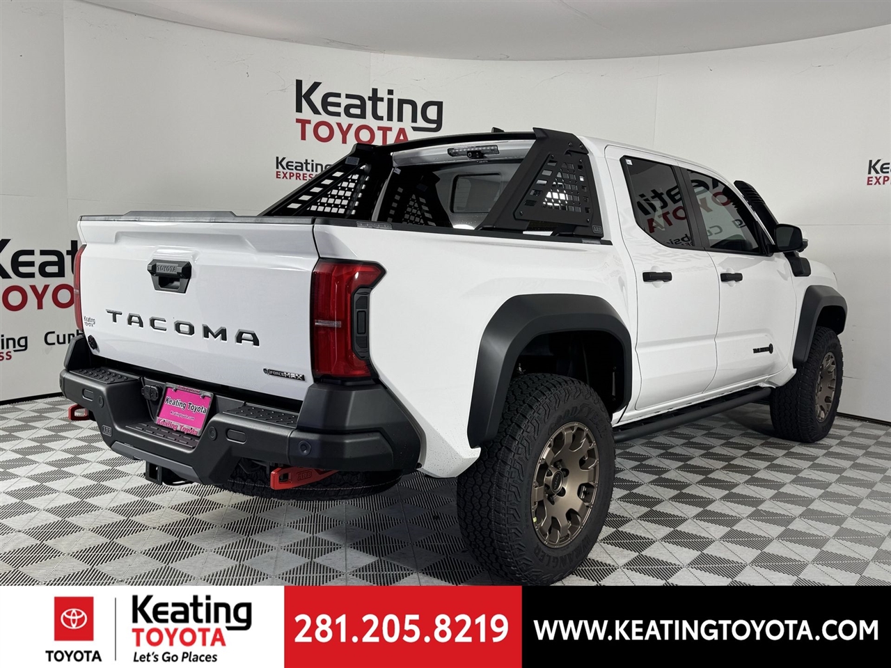 Toyota Tacoma Double Cab 4WD 2026