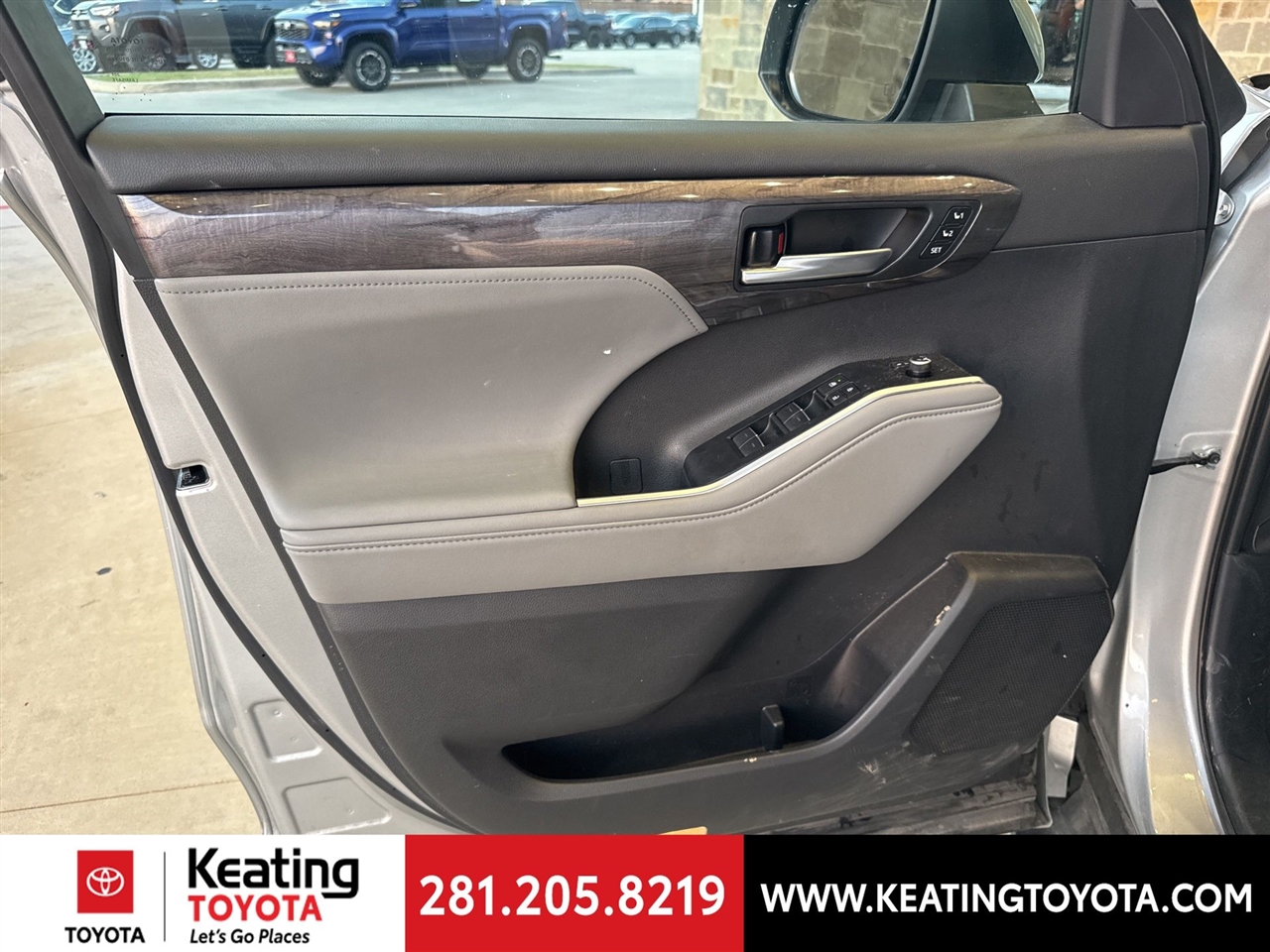 Toyota Highlander Hybrid Platinum AWD 2024