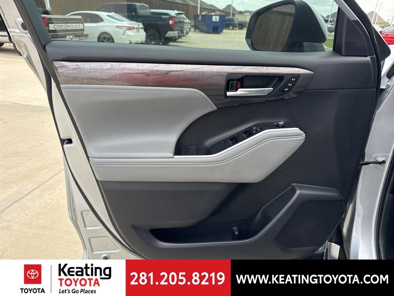 Toyota Highlander Hybrid Platinum AWD 2024