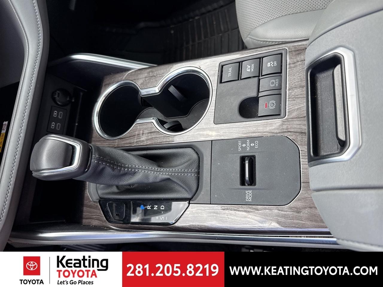 Toyota Highlander Hybrid Platinum AWD 2024