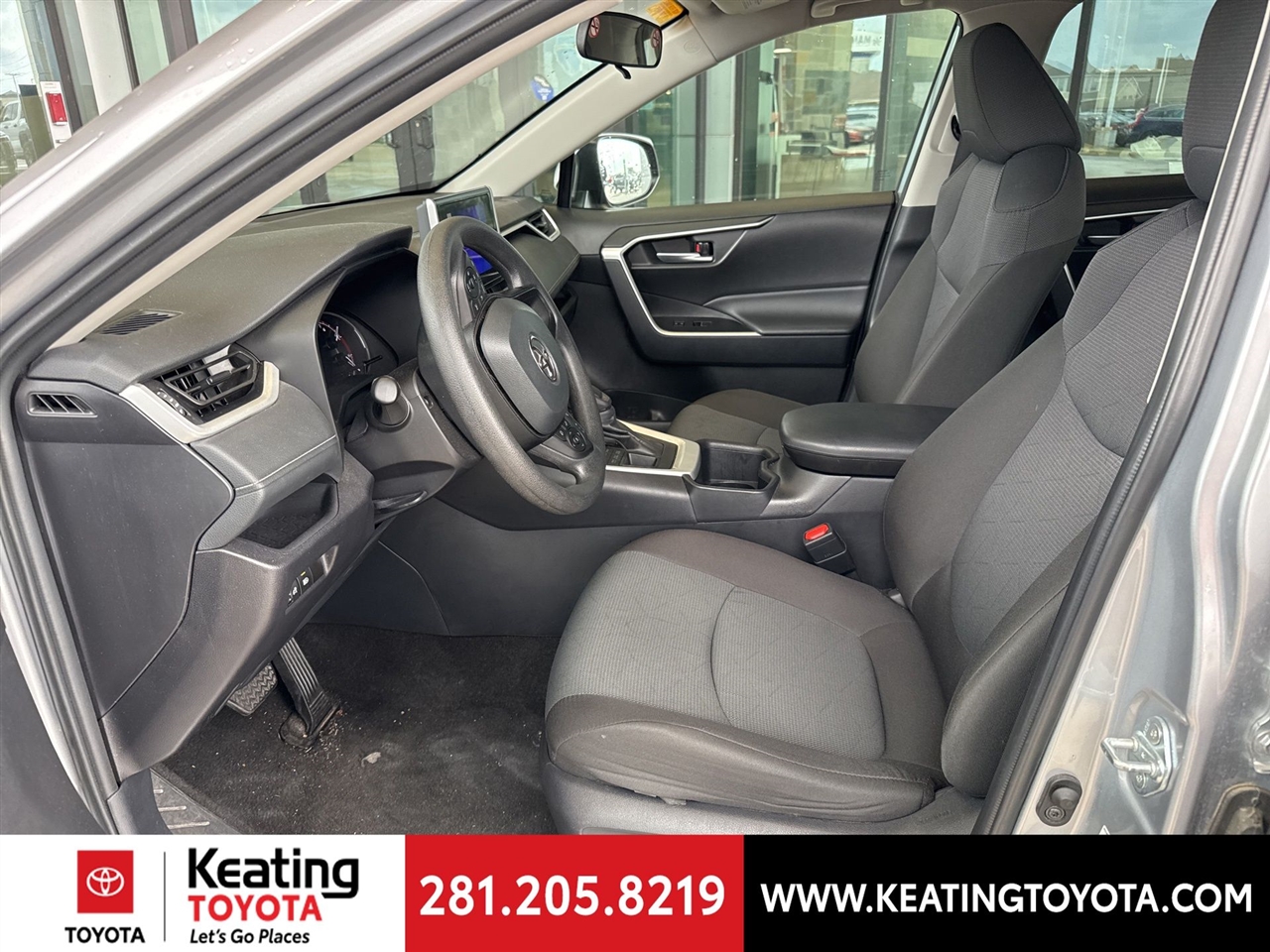 Toyota RAV4 XLE AWD 2025