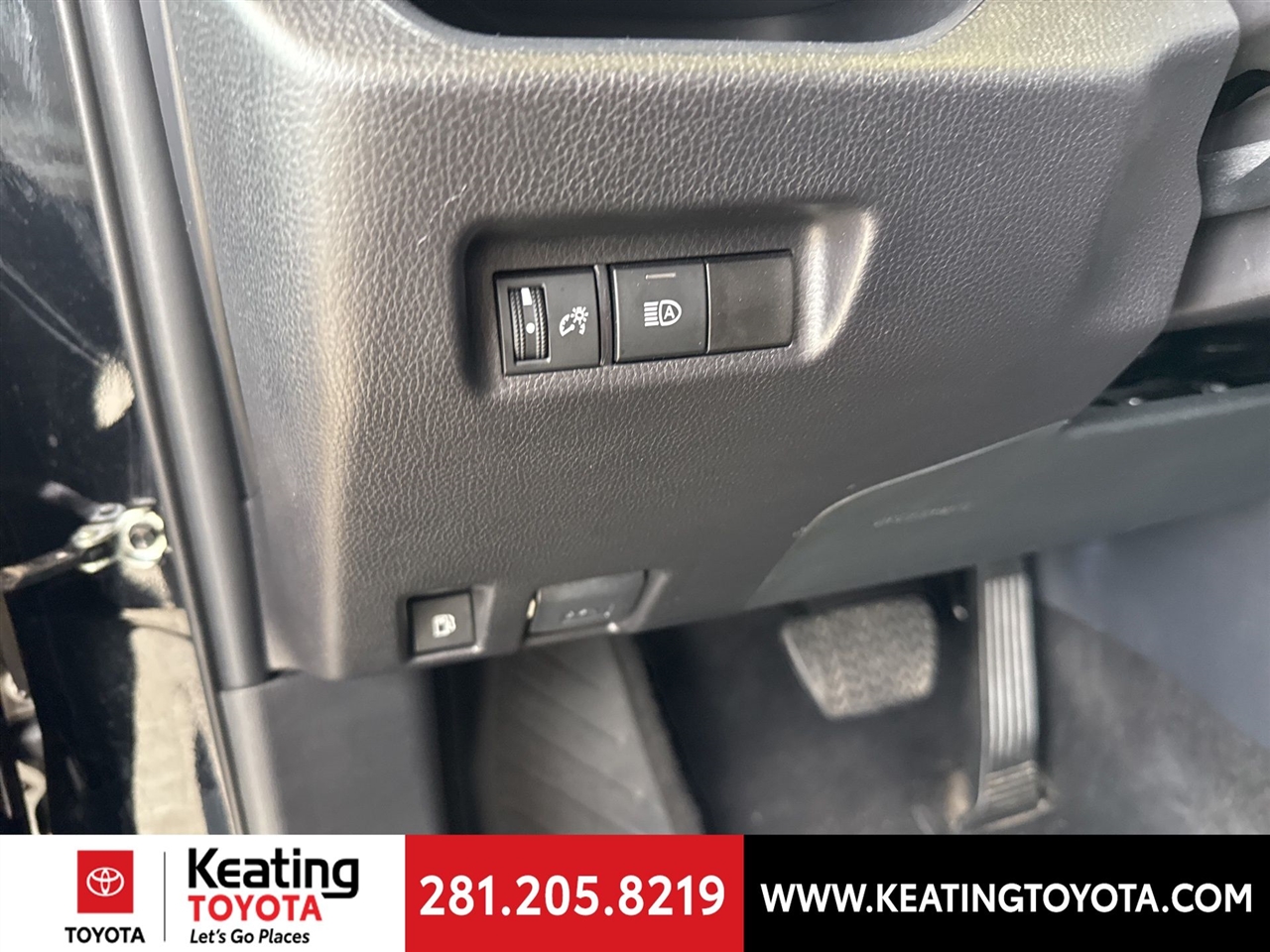 Toyota RAV4 Hybrid LE 2025