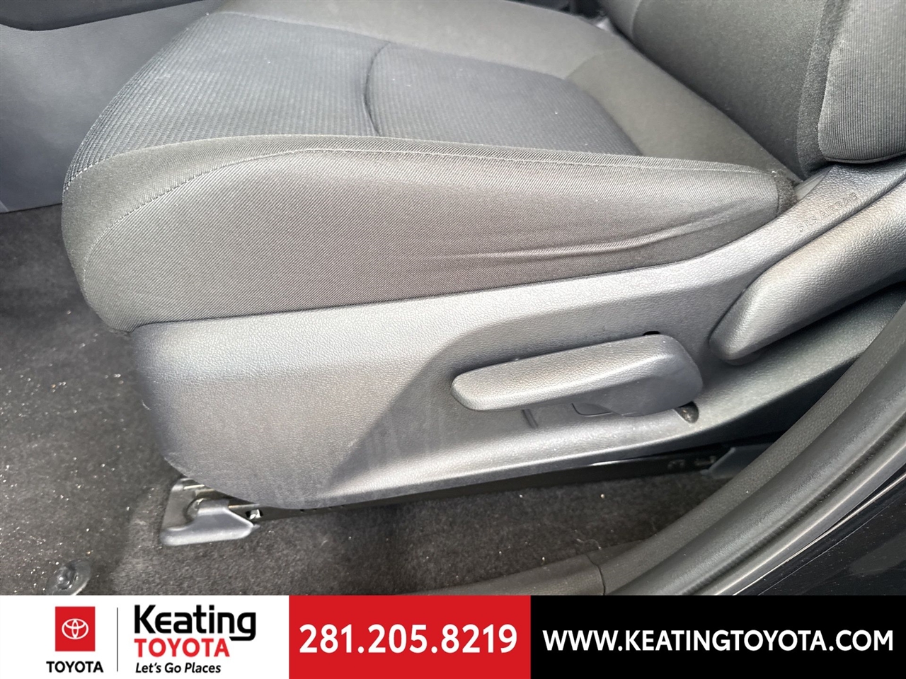 Toyota RAV4 Hybrid LE 2025