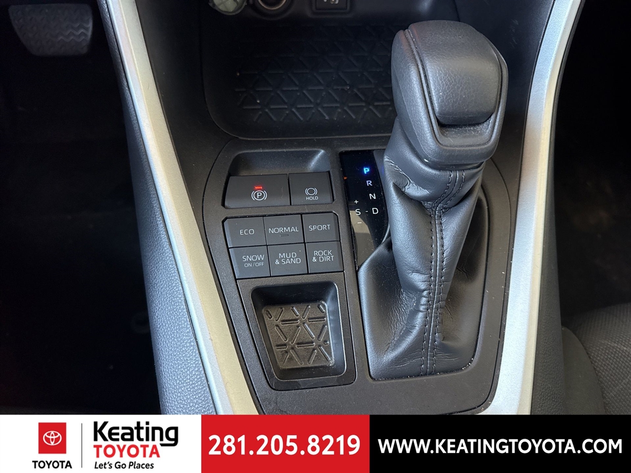 Toyota RAV4 XLE AWD 2024