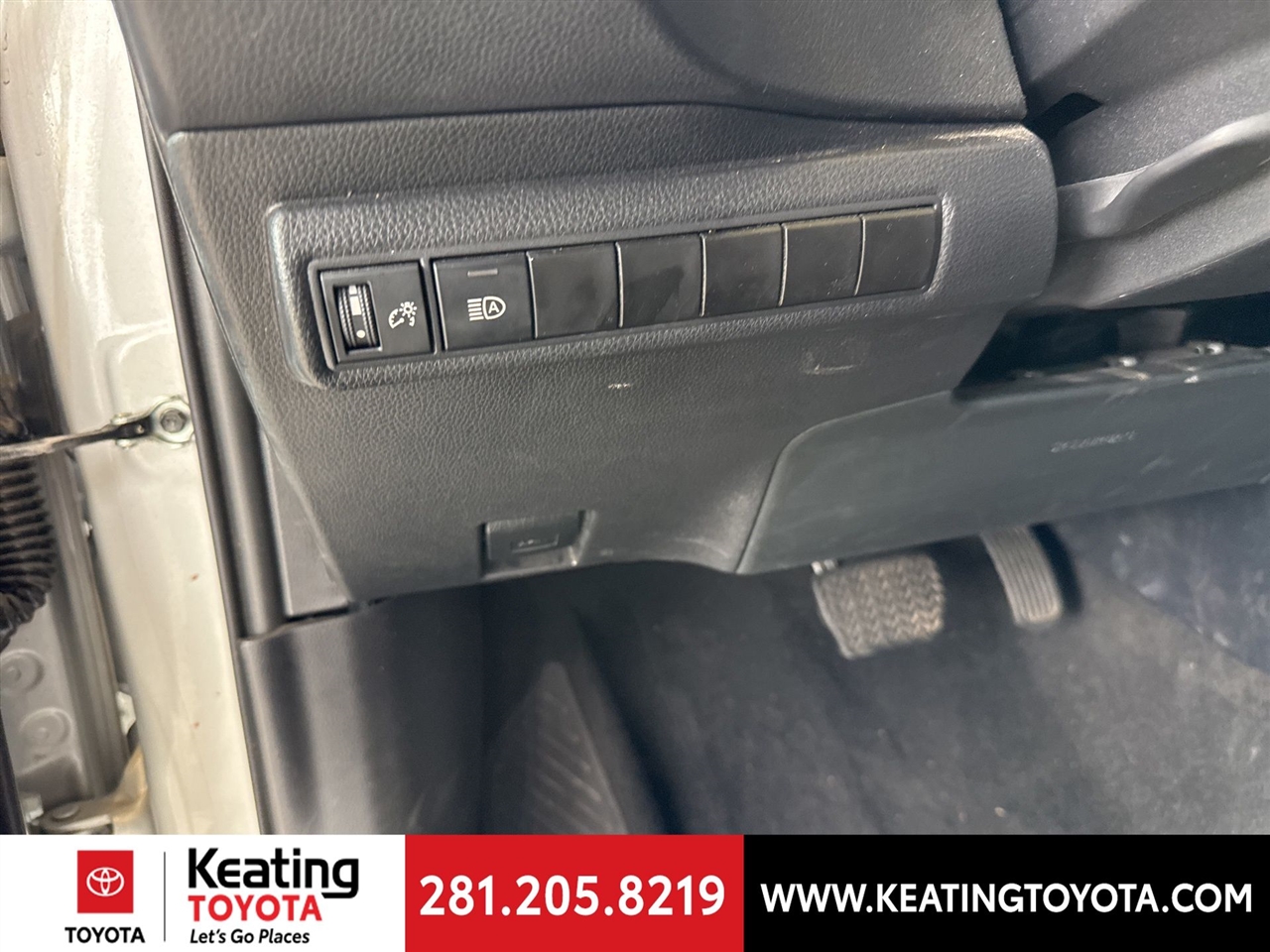 Toyota Corolla LE 2025