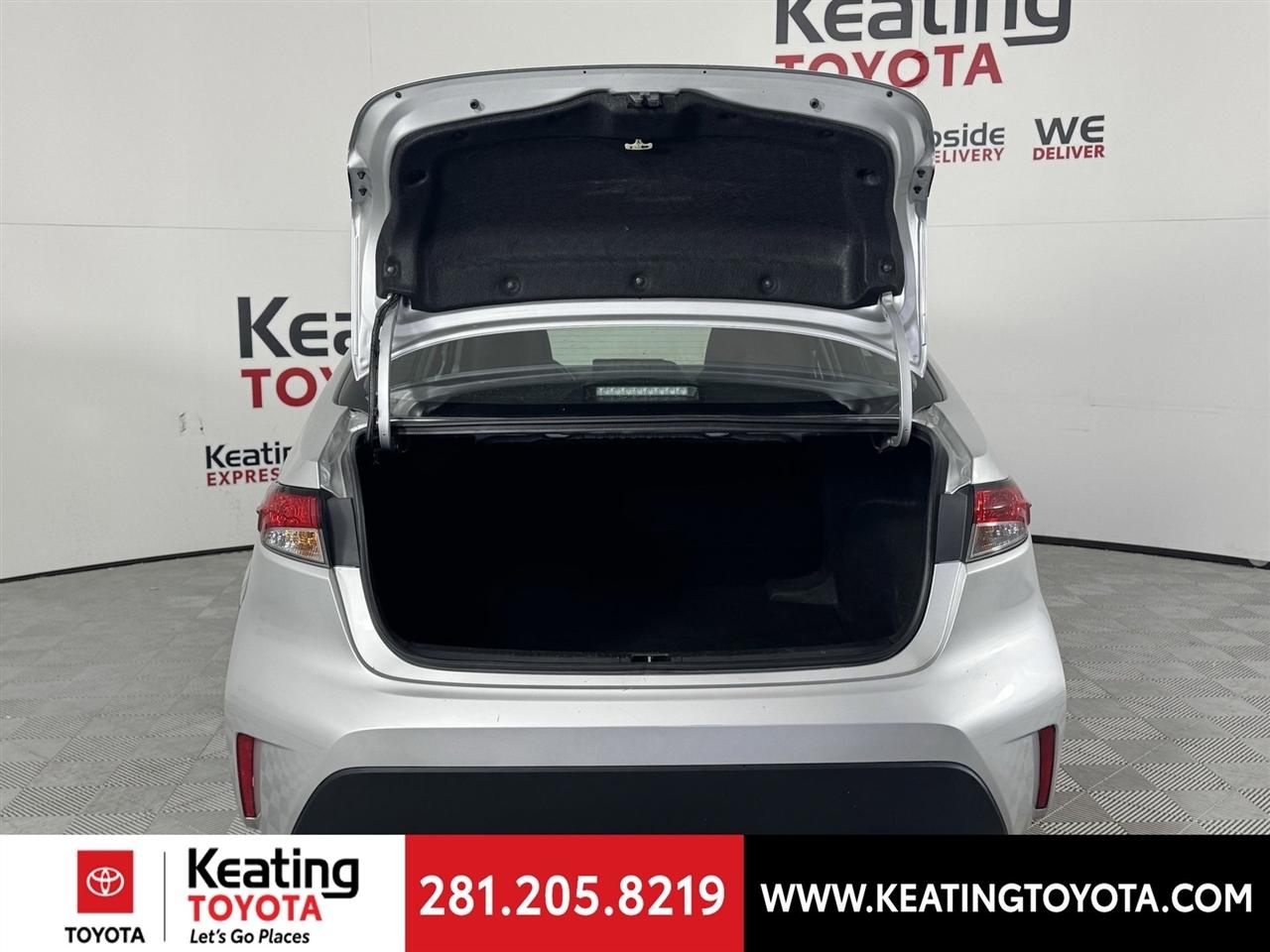 Toyota Corolla LE 2025