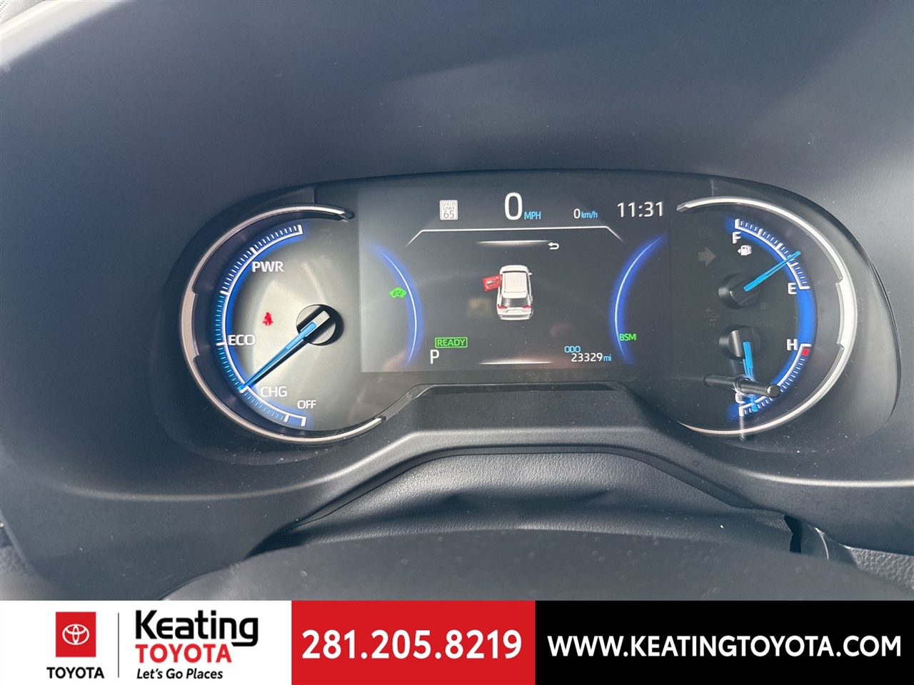 Toyota RAV4 Hybrid XLE 2025