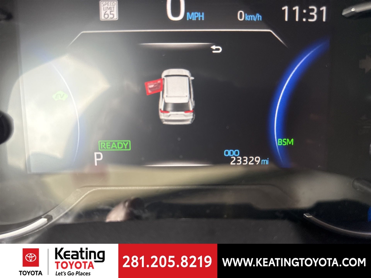 Toyota RAV4 Hybrid XLE 2025