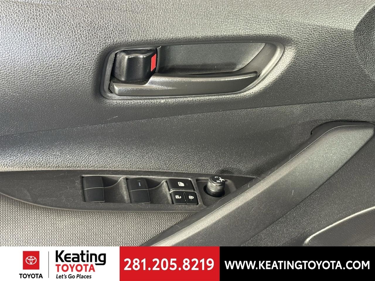 Toyota Corolla LE 2024