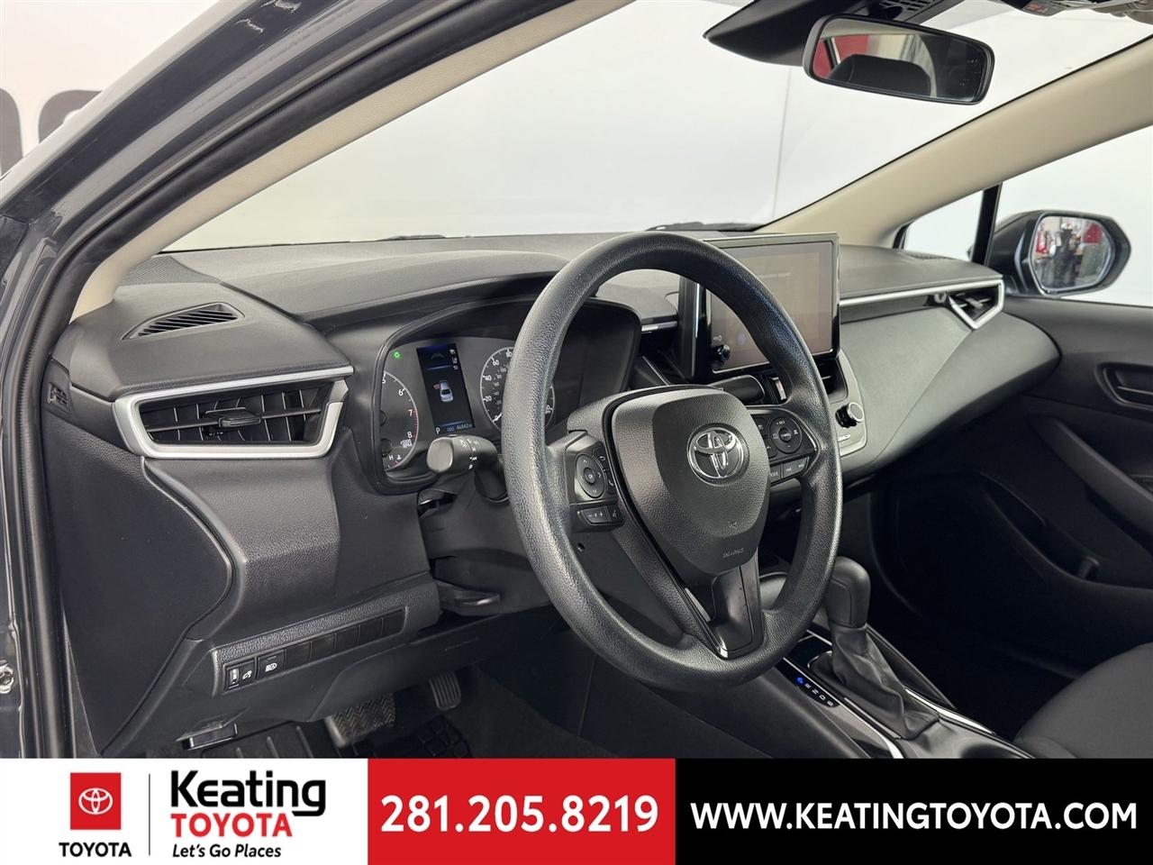 Toyota Corolla LE 2024