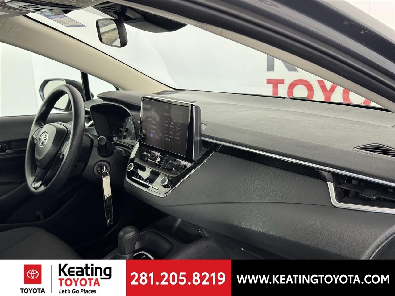 Toyota Corolla LE 2024