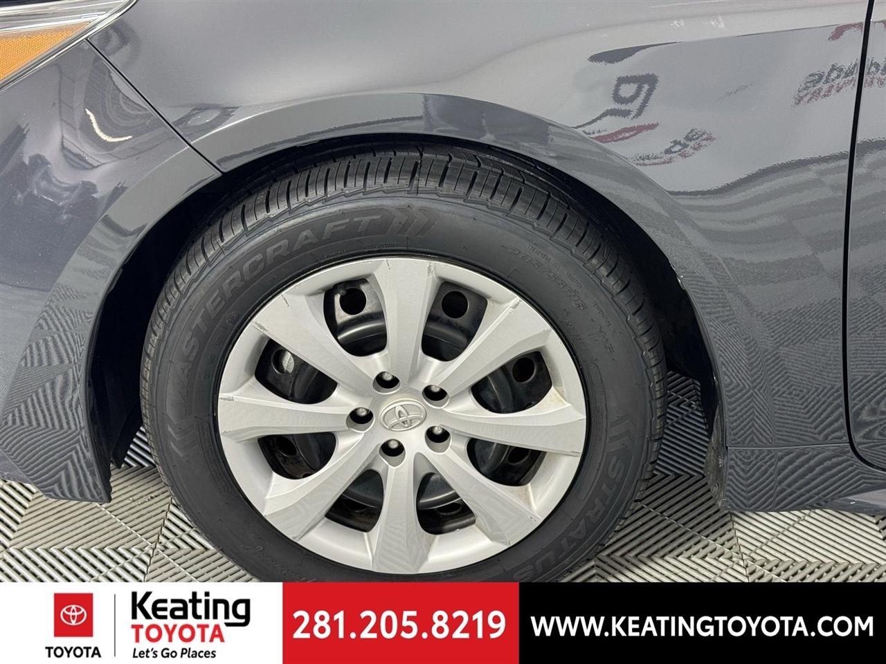 Toyota Corolla LE 2024