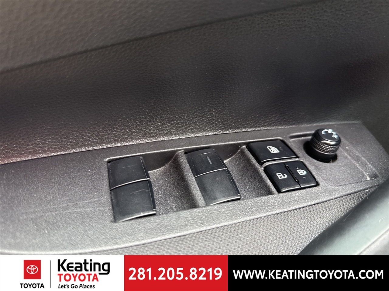 Toyota Corolla LE 2024