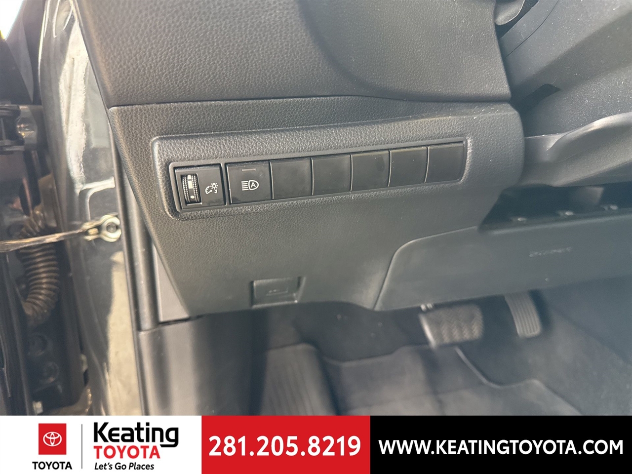 Toyota Corolla LE 2024