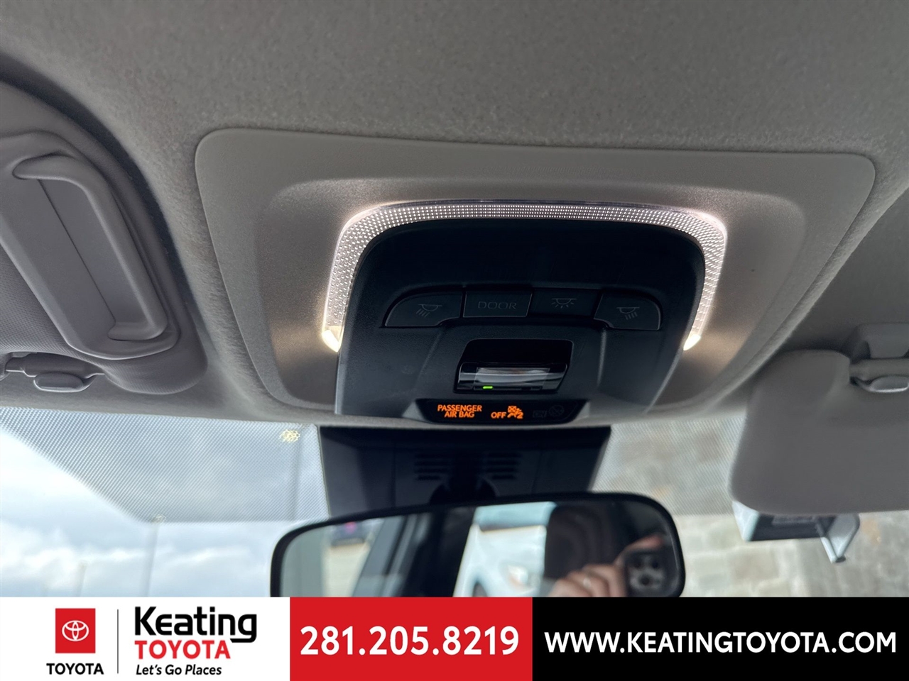 Toyota Corolla LE 2024