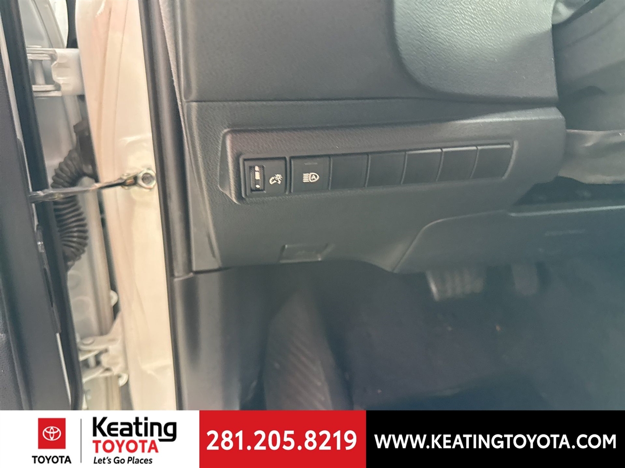 Toyota Corolla LE 2024