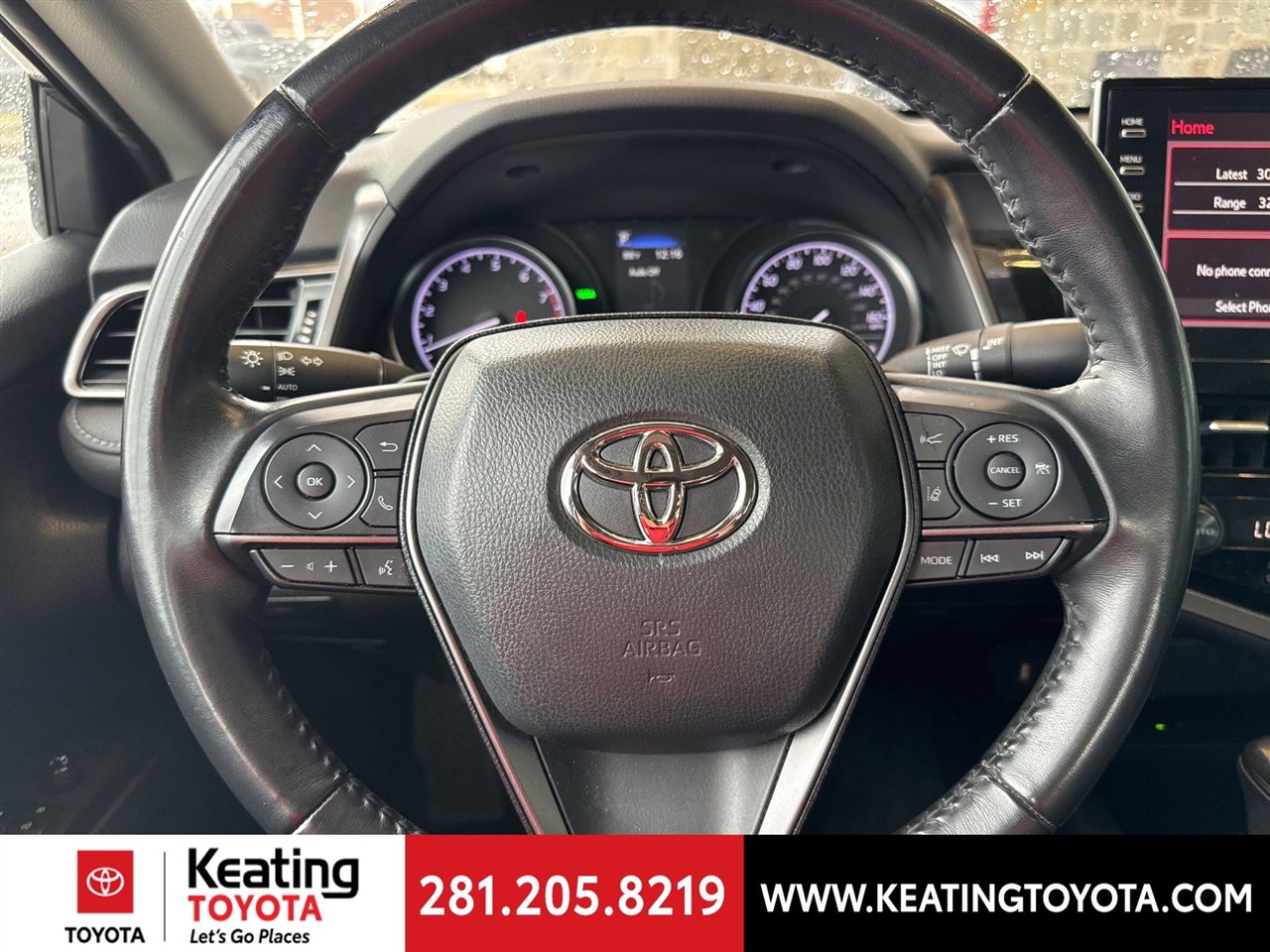 Toyota Camry SE 2023