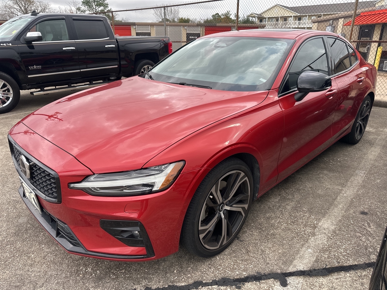 Volvo S60 B5 Core Dark AWD 2024