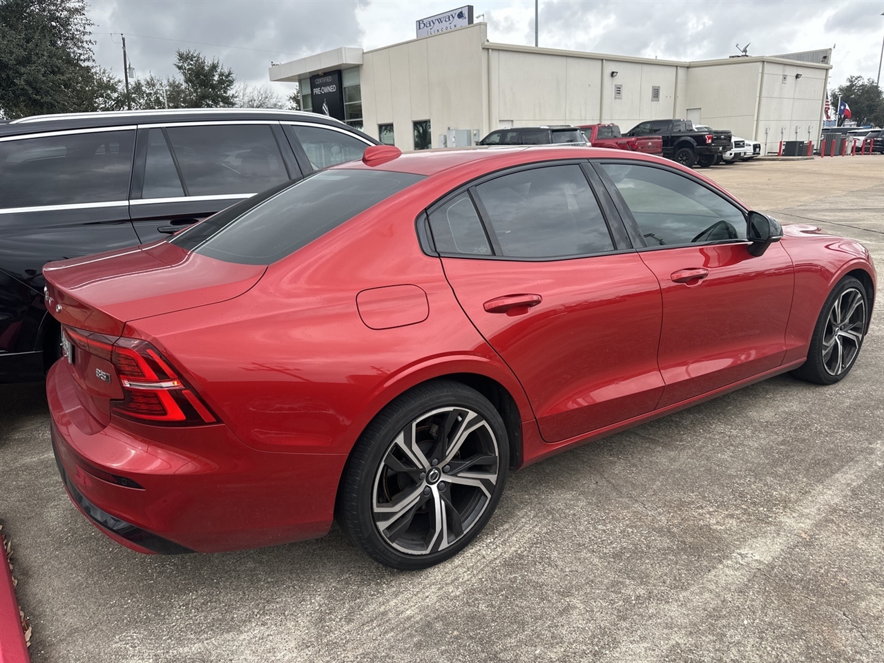 Volvo S60 B5 Core Dark AWD 2024