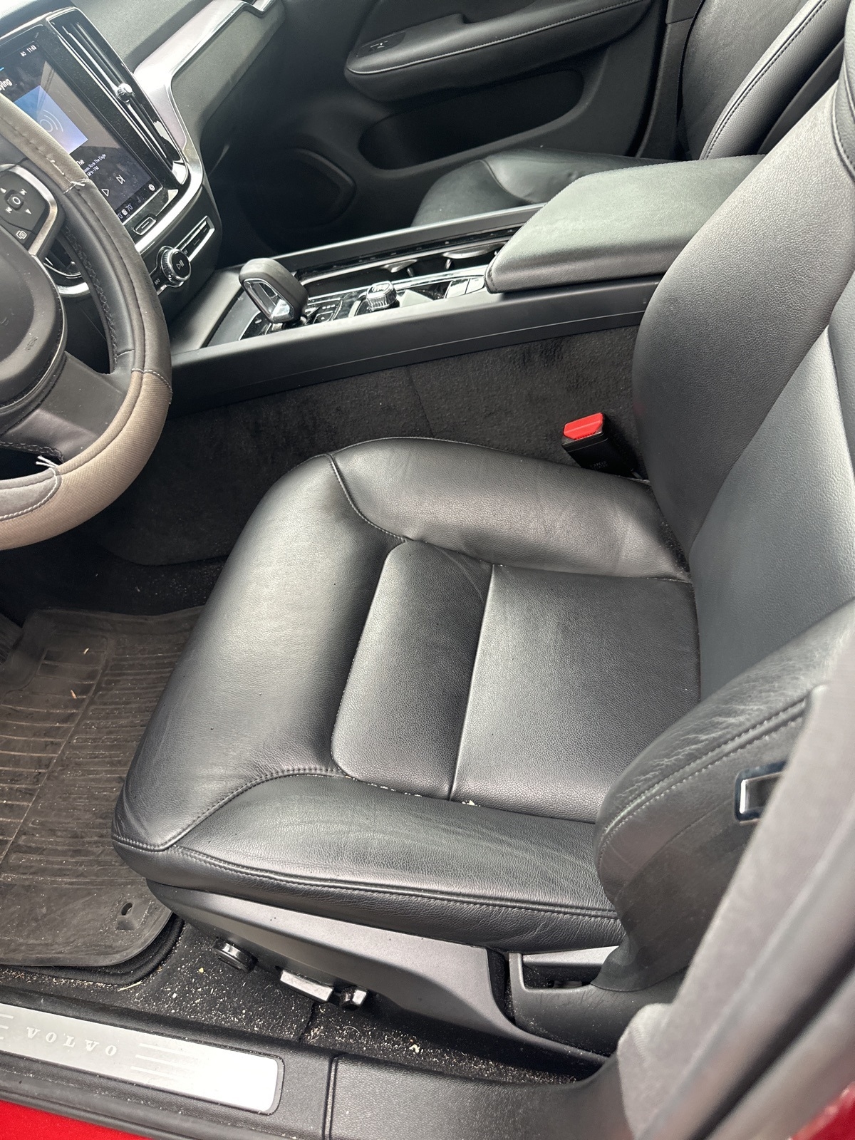 Volvo S60 B5 Core Dark AWD 2024