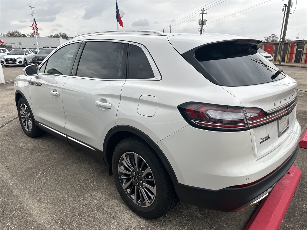 Lincoln Nautilus Base 2022