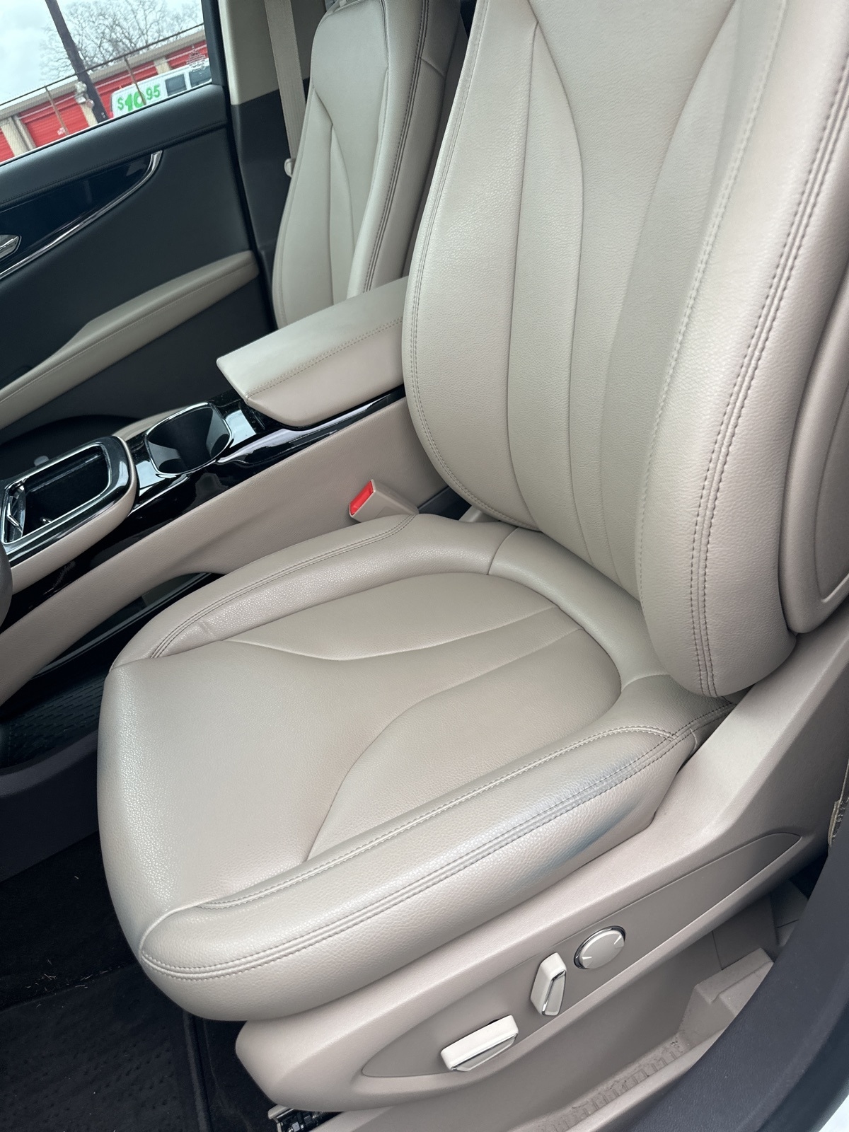 Lincoln Nautilus Base 2022