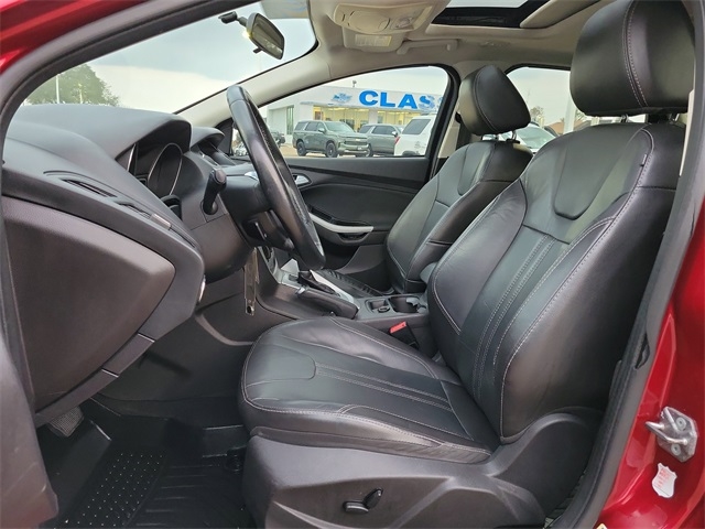 Ford Focus SE Sedan 2014