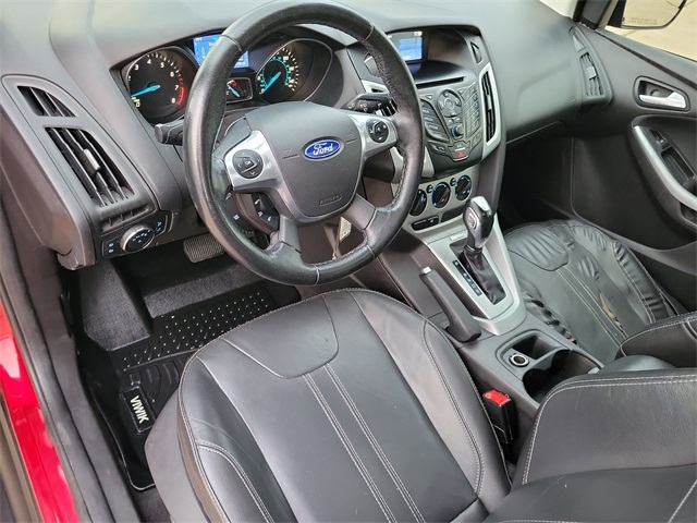 Ford Focus SE Sedan 2014