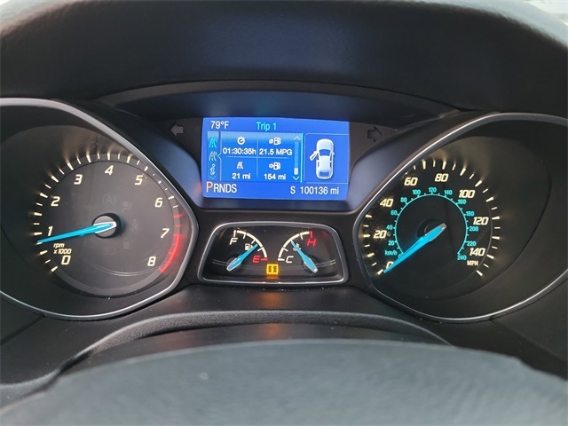 Ford Focus SE Sedan 2014