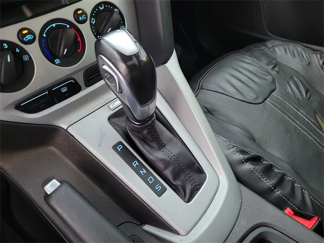 Ford Focus SE Sedan 2014