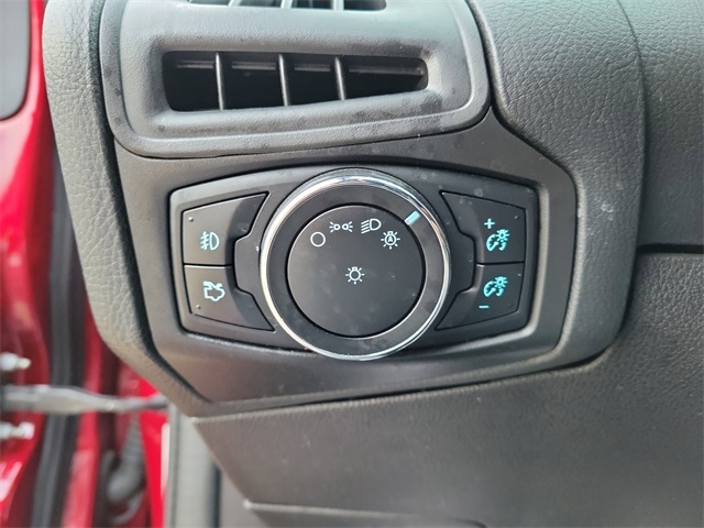 Ford Focus SE Sedan 2014