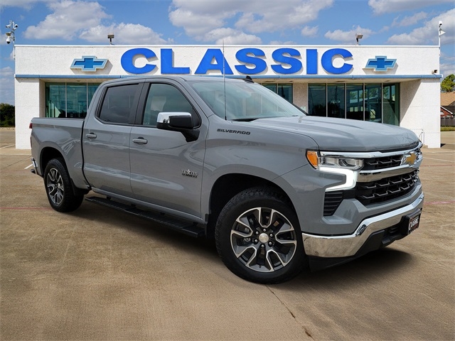 Chevrolet Silverado 1500 LT Crew Cab 2WD 2024