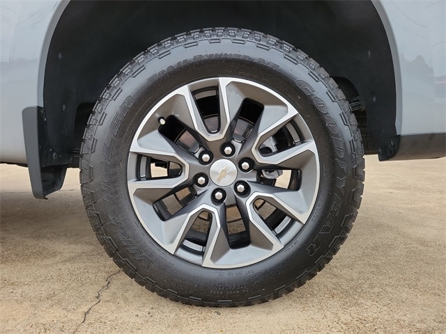 Chevrolet Silverado 1500 LT Crew Cab 2WD 2024