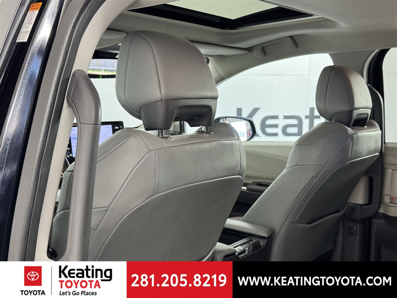 Toyota Sienna XLE 7-Passenger 2024