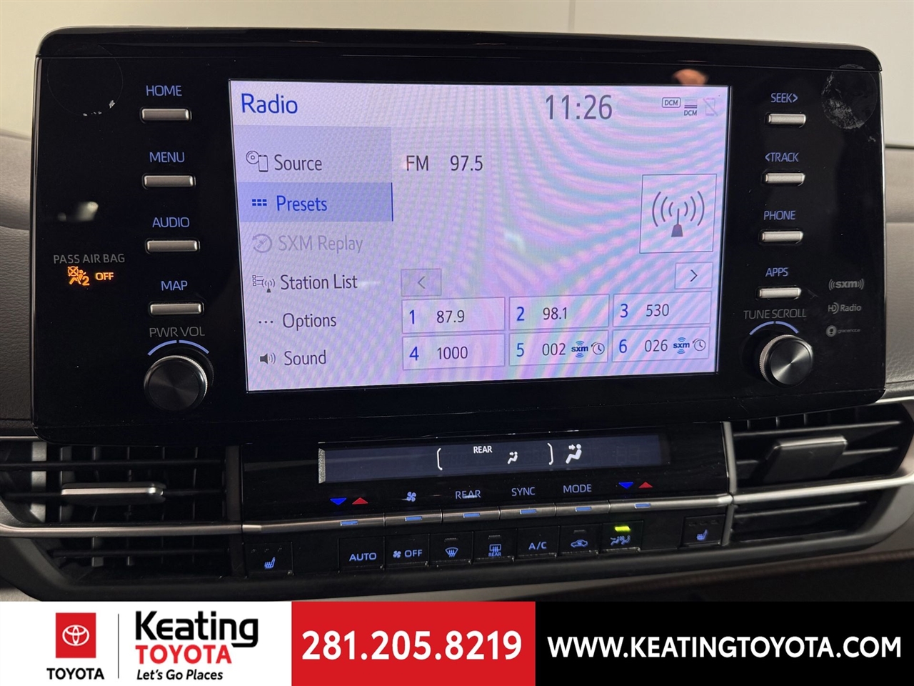 Toyota Sienna XLE 7-Passenger 2024