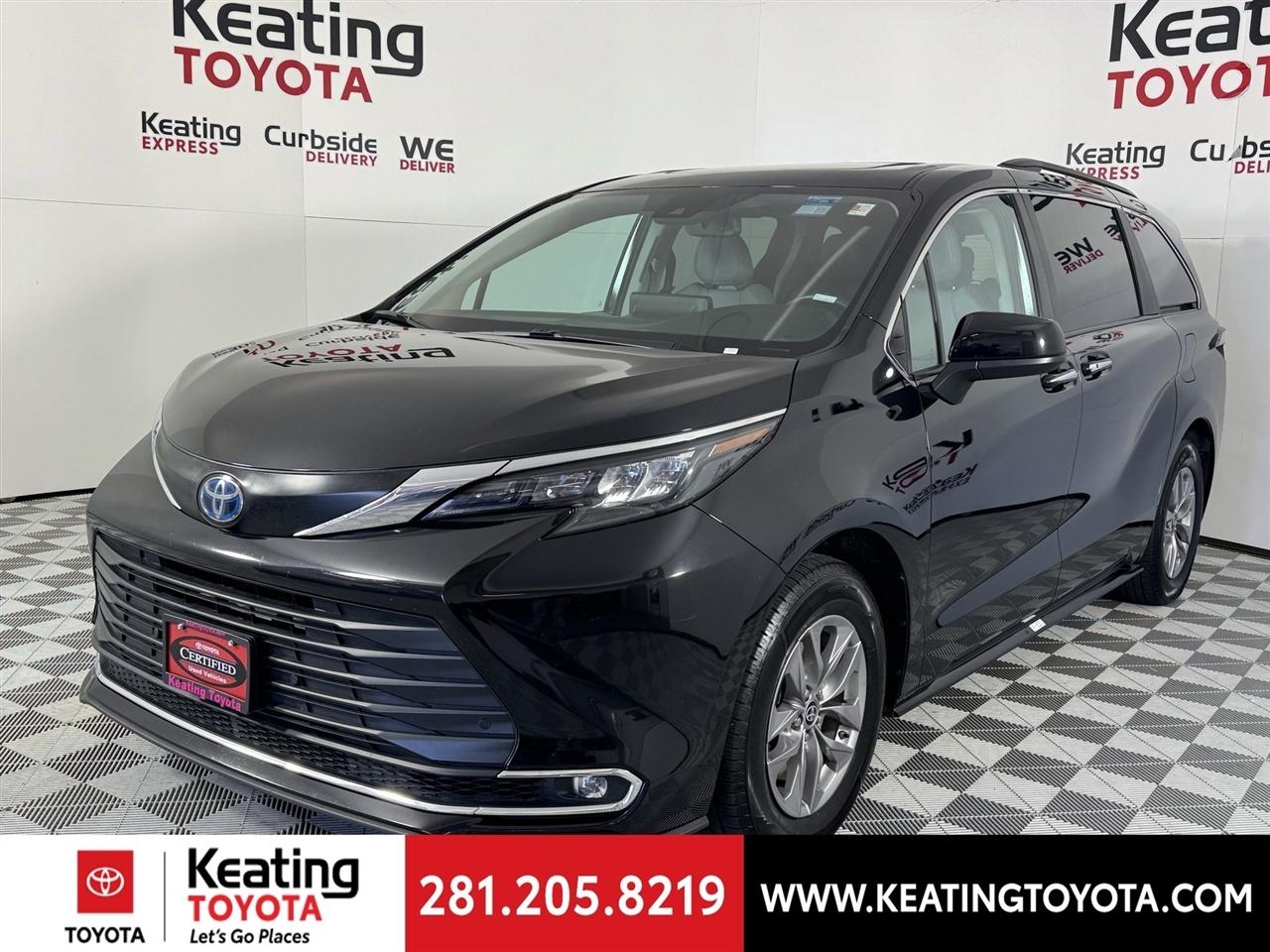 Toyota Sienna XLE 7-Passenger 2024