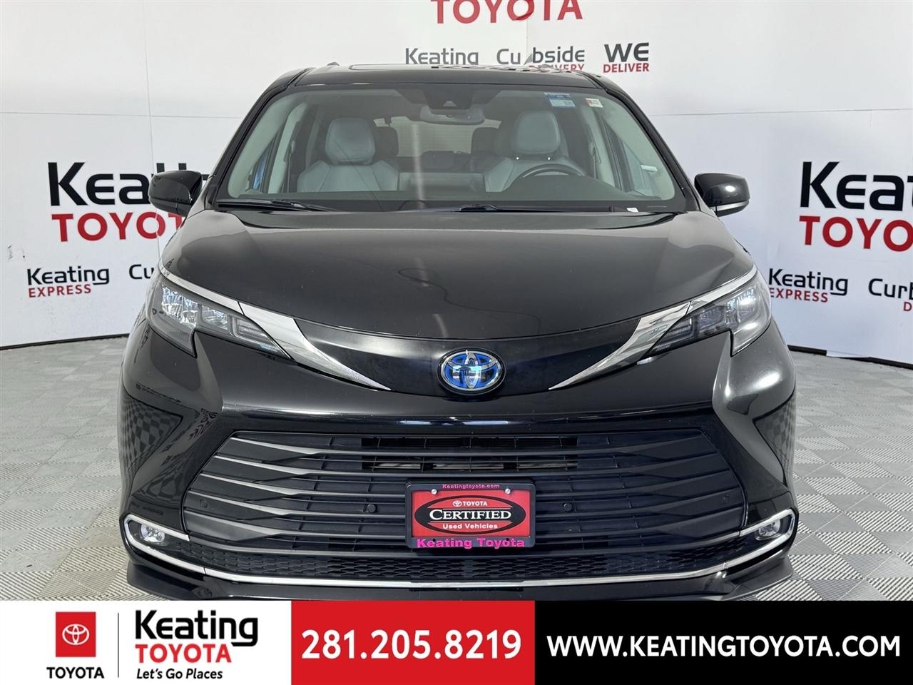 Toyota Sienna XLE 7-Passenger 2024