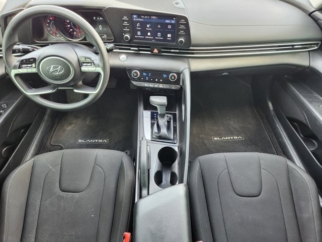 Hyundai Elantra SEL 2023