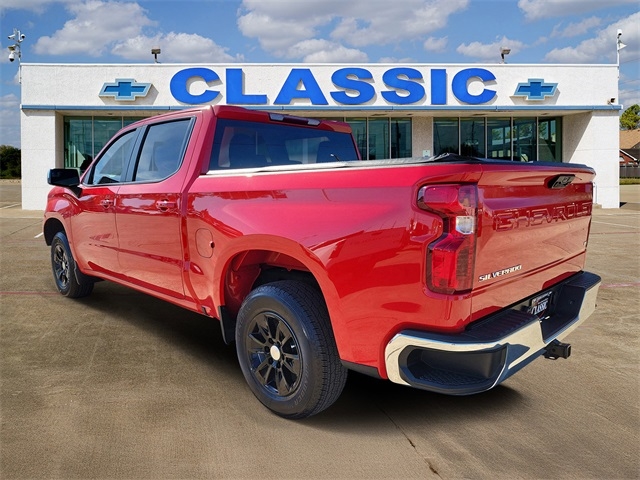 Chevrolet Silverado 1500 LT Crew Cab 2WD 2024