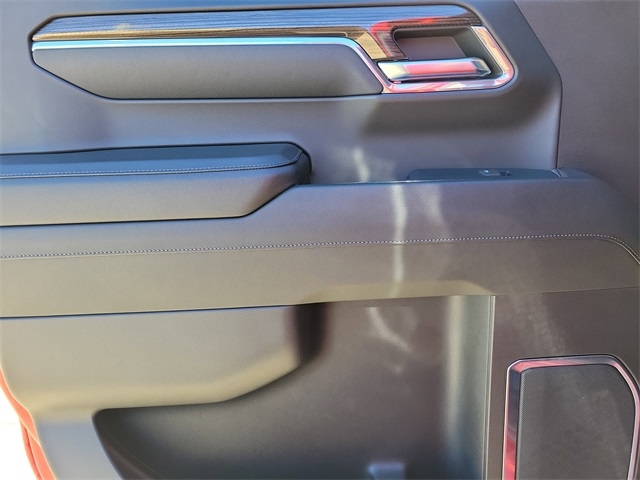 Chevrolet Silverado 1500 LT Crew Cab 2WD 2024