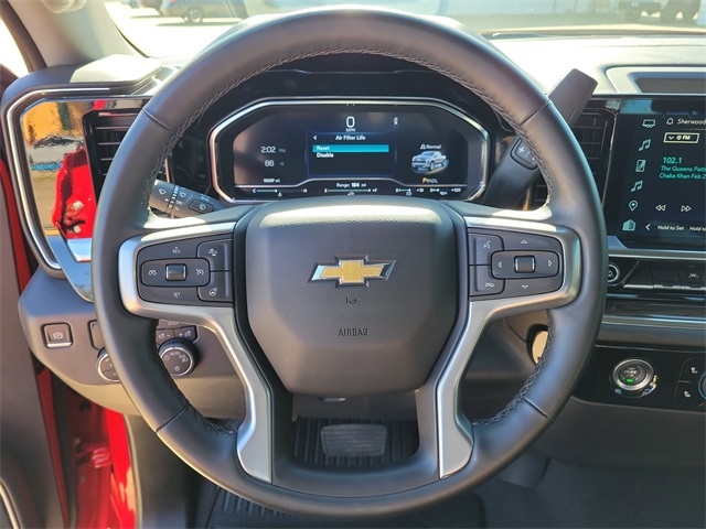 Chevrolet Silverado 1500 LT Crew Cab 2WD 2024