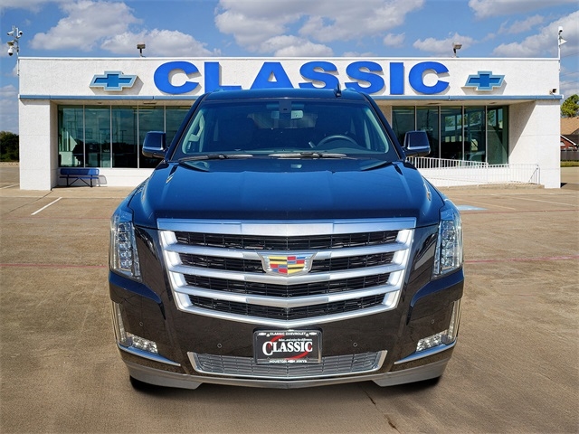 Cadillac Escalade Standard 2WD 2018